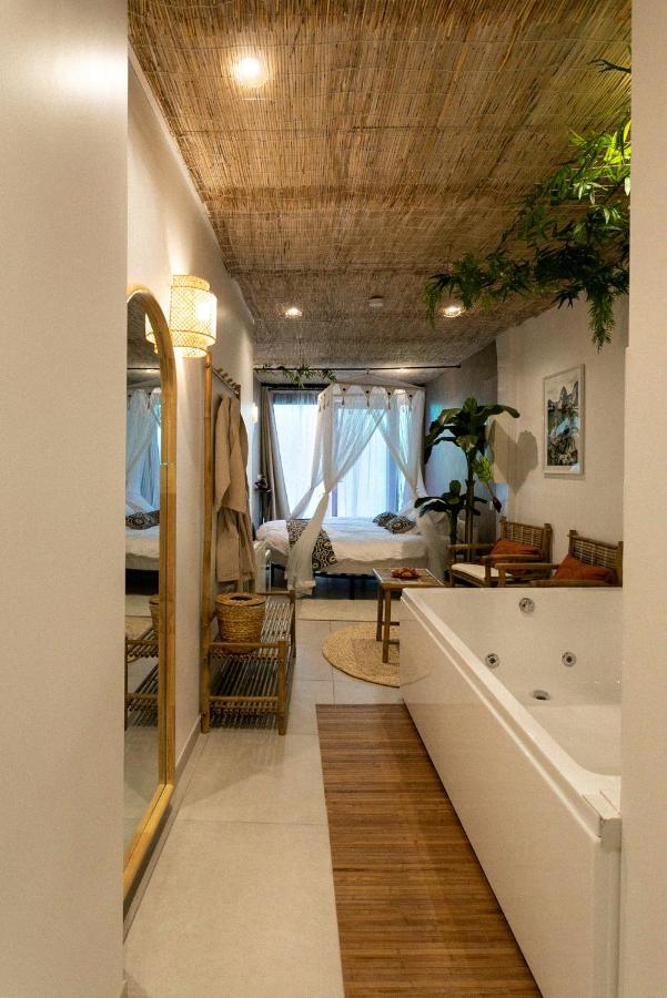 Bali Serenity Balneo Et Lit Rond Lagnieu 외부 사진