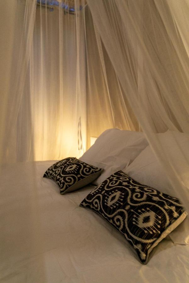 Bali Serenity Balneo Et Lit Rond Lagnieu 외부 사진